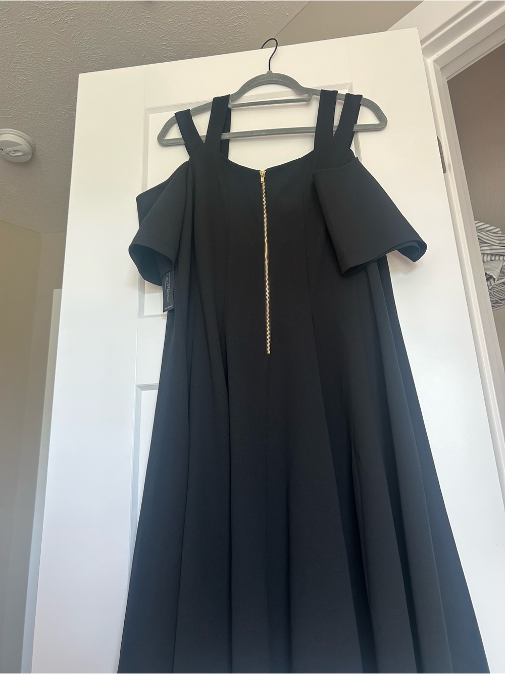 Lane Bryant Black Cold-Shoulder Black dress NWT - Picture 9 of 14